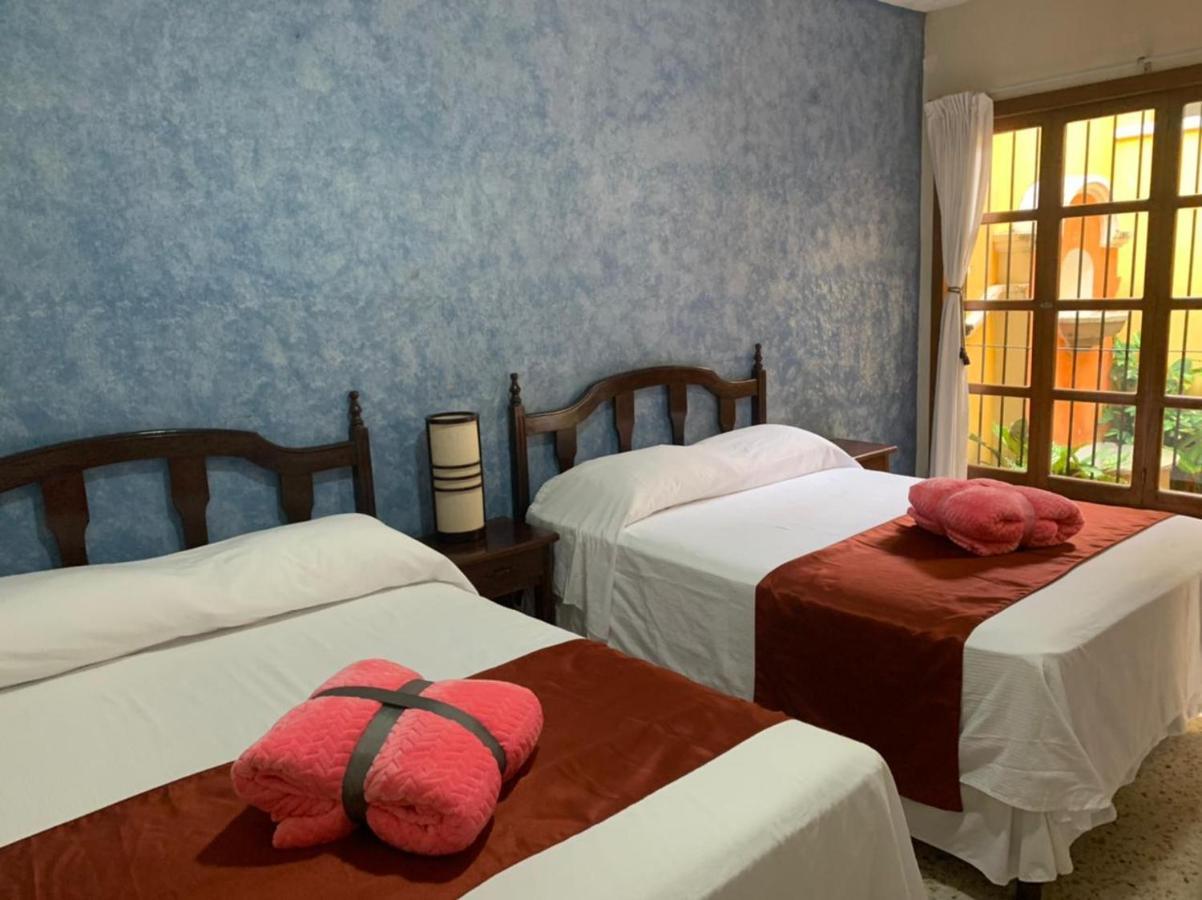 Hotel Posada San Miguel Antigua Bagian luar foto