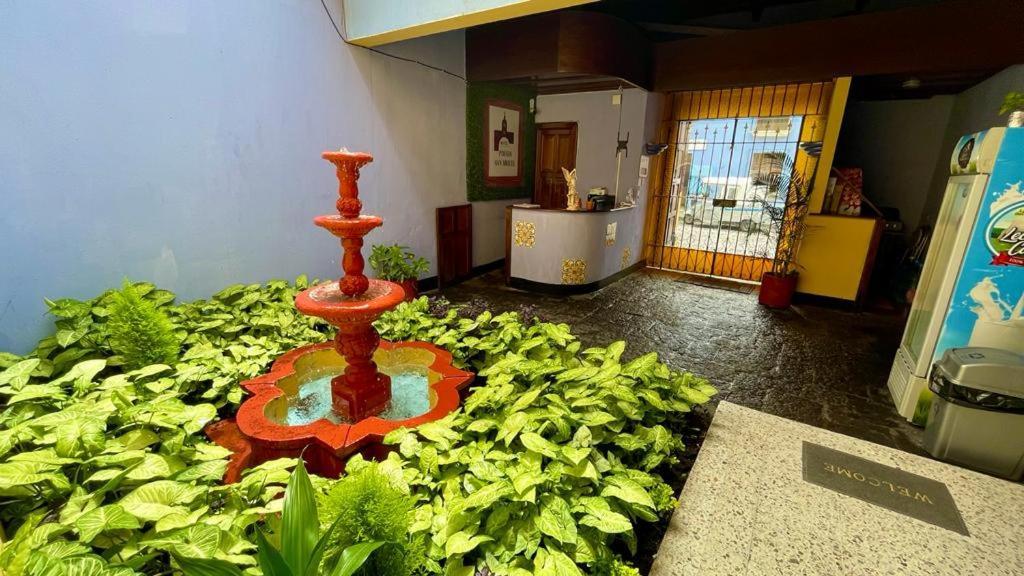 Hotel Posada San Miguel Antigua Bagian luar foto