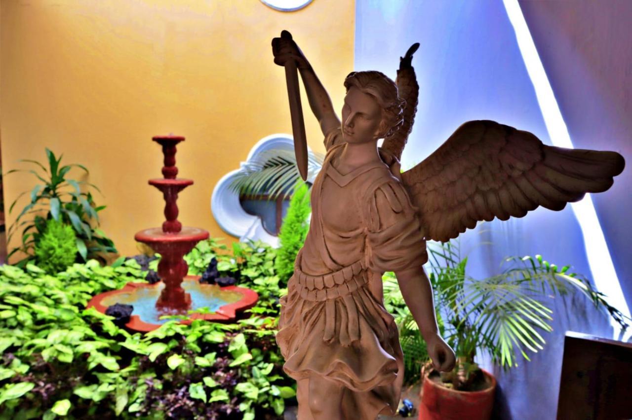 Hotel Posada San Miguel Antigua Bagian luar foto
