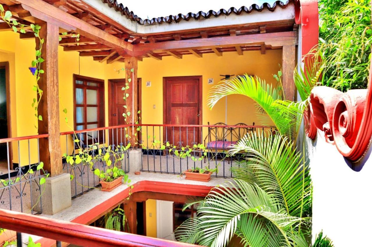 Hotel Posada San Miguel Antigua Bagian luar foto