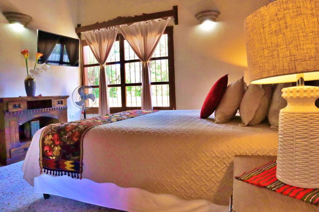 Hotel Posada San Miguel Antigua Bagian luar foto